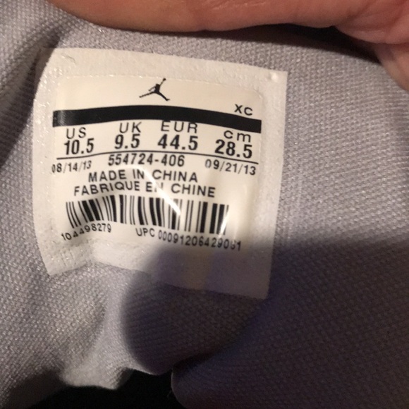 NWOT NIKE JORDAN MEN SUZE 101/2” WITH STUDS - Picture 5 of 5